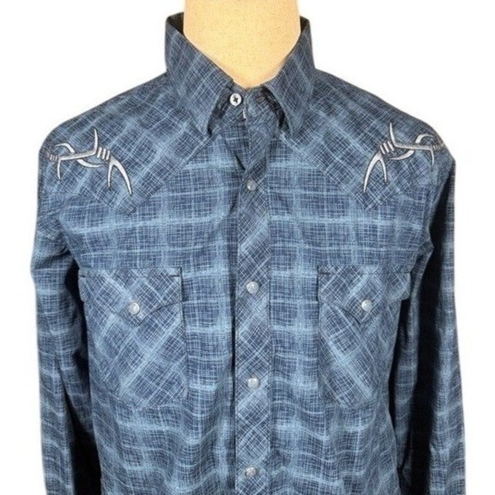 Wrangler Rock 47 Mens Blue Barbed Wire Embroidered Western Snap Shirt L MRC213M
